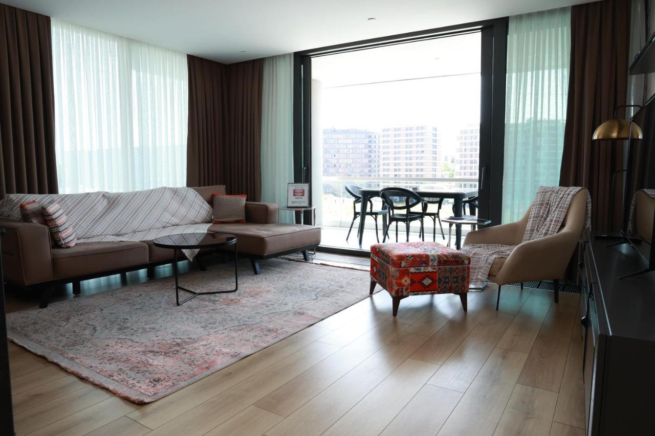 Apartment Lovely Two Bedroom Istanbul