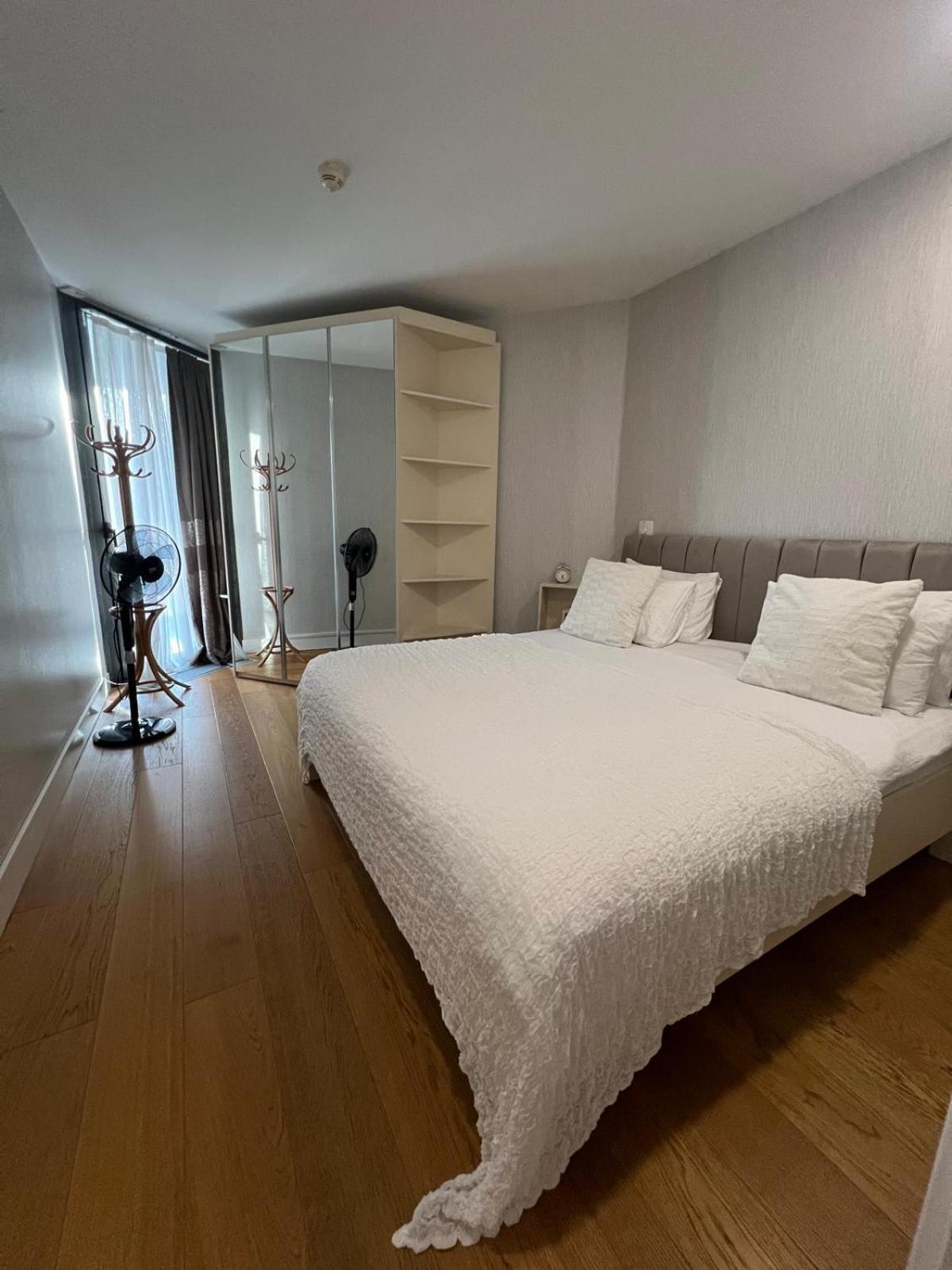 Apartament Lovely Two Bedroom Stambuł