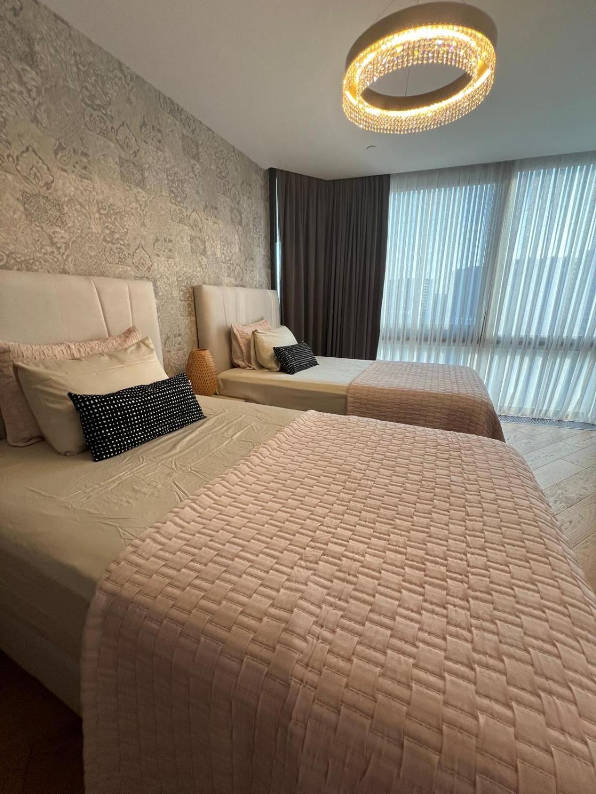 Apartament Lovely Two Bedroom *
